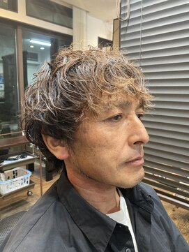 ガイズ ヘアー イサミ(GUY'S HAIR 133) パーマ＆カラー