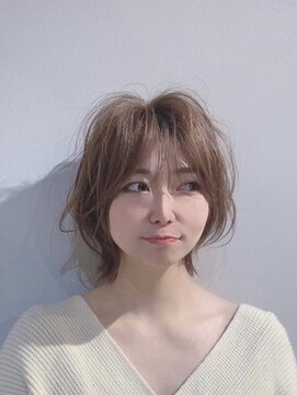 アンヒュッテ(ANHUTTE) 白髪ぼかしベージュ