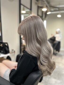 ラフ 難波店(LAFF) #セミディ#シアーカラー#ショートヘア#姫カット#ダークアッシュ