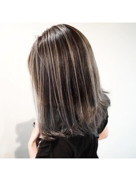 マーヴェラス ビューティアンドコスメティック(marvelous beauty&cosmetics) バレイヤージュ