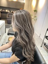 ブレンド 渋谷(BLend)&nbsp;20代30代40代白髪ぼかしハイライト小顔ショートボブミニウルフ