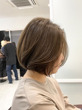 フェリーチェ(felice) 丸みが残るレイヤーボブ