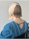 ミルクティーベージュケアブリーチイメチェン外ハネボブ