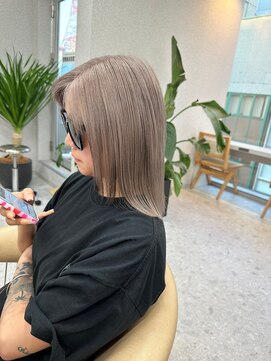 天神美容室 ダブルカラー/レイヤーカット/ハイトーン
