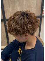 メンズギフト(men's GIFT)&nbsp;刈り上げツーブロックツイストスパイラルパーマメンズマッシュ