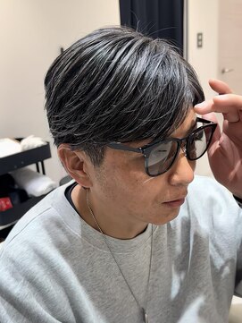 バース 梅田中崎町店(BIRTH) 50代40代白髪ぼかしシルバーメッシュバレイヤージュ