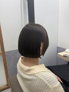 フレームプラス 御堂筋難波店(FRAME +) ミニボブ&オリーブグレー