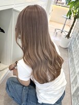 サンク 原宿 表参道(cinq) 表参道ミルクティーベージュケアブリーチ顔まわりレイヤーカット