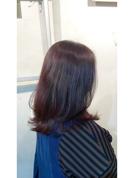 フークフーク(HOEK HOEK) レイヤーカット×ボルドーカラー