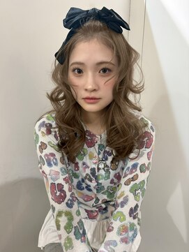 シイ(SIE) 1ブリーチでつくる人気のヘーゼルベージュ♪