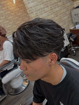 ジェネシス 津島店(genesis) フェザースタイル 結局派手すぎないが1番モテる