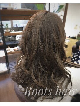 ルーツ ヘアー(Roots hair) ゆるふわ巻き髪