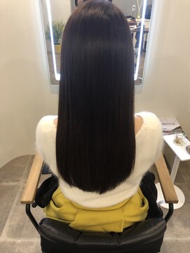 アールサロン アオヤマ(Rr SALON AOYAMA) プラチナミネコラストレート