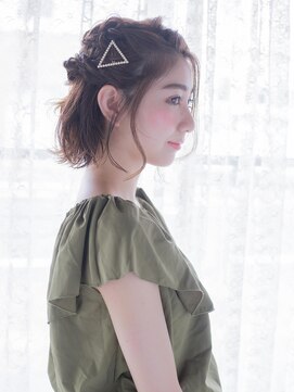 オジコロジ(ojiko.roji) ☆月曜日営業☆ojiko.roji大人可愛い四つ編みハーフアップ