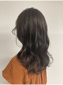 オリーブグレージュ