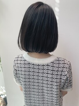 ステア ケース(stair case) 大人かわいい黒髪内巻きボブ20代30代40代髪型