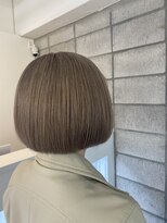 ビンナ(BINNA)&nbsp;ブリーチ必須のペールグレージュ