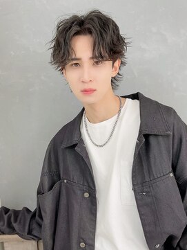 ロッカヘアエジェ(ROCCA hair eje.) センターパート　ソフトツイスト