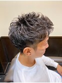 ツーブロックビジネスショートフェードスパイラルツイストパーマ