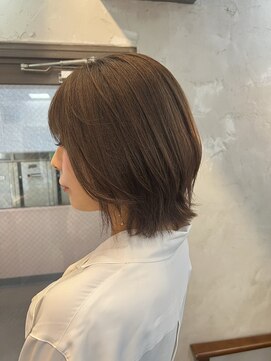 フィン(FiN by allure) 髪質改善くびれミディアム×ベージュ 20代30代40代 /下河原 聡