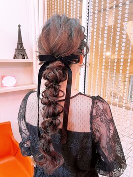 ヘアメイク ジェイエム 編み下ろし&ベロアリボン