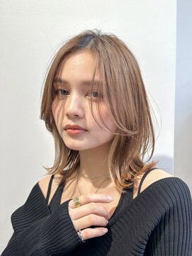 アンアミ シブヤ(Un ami shibuya) 【Unami】池田　大人ミディアム『上品な顔まわり×くびれヘア』