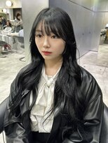 シティ(CITY)&nbsp;レイヤーカット ブルーブラック 韓国ヘア