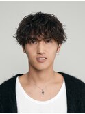 緩め縦落ちツイストスパイラルシャドウパーマセンターパート渋谷