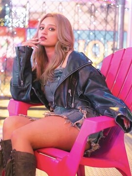 サニー 渋谷(SUNNY) ハイトーン、レイヤーカット、バレイヤージュ、ハイライト