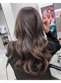 くすみベージュマロンベージュホワイトブロンド細めハイライト