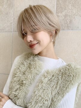 ニューヨークニューヨーク イオンスタイル東淀川店(NYNY) ハイトーンショートヘアハイトーン前髪長め