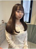 オリーブベージュ