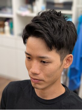 トリイ(TORII) アップバングショート・爽やか2ブロックショート
