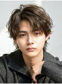 波巻きシャドウツイストスパイラルセンターパートウルフ