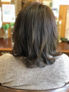 ヘアーフェロー HAIR fellow 柔らかいカールが◎ゆるふわミディ