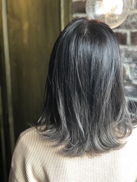 エイミー(Aimee) Aimee アッシュグレーグラデーション