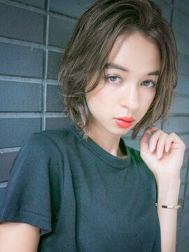 ルティア 池袋(Lutia) カーキベージュ