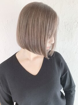 ラヴィキョート(Lavy kyoto) ショートボブ×ミルクティー