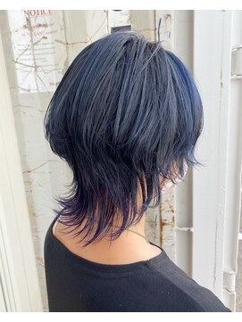 ホワイト(WHITE HAIR@NICOLA) ウルフスタイル×ハイライト×インナーカラー