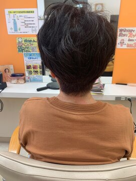 イーズ(ease) 大人女子ツーブロック