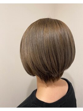 ウーヴリール 総社店(ouvrir) 似合わせカット×ミルキーベージュ