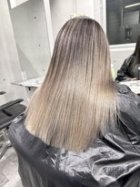 レディアル 大宮(REDEAL ope.) ホワイトベージュバレイヤージュ