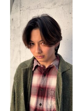 ダブルオオガキ (W-ogaki) ニュアンスパーマセンターパートツーブロックウルフ