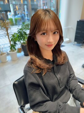 ガリカ 横浜(Gallica) ブリーチなし柔らかく肌馴染みのいい大人可愛いラテベージュ