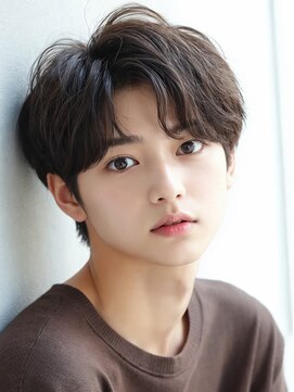 エル 横浜 ウエスト(eL 横浜 west) 韓国マッシュ スペインカール スパイキーショートブルーブラック