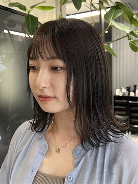シェリール(CHERiR) 20代30代透明感暗髪グレージュレイヤーミディ冬カラー
