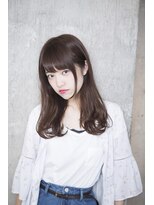 サロンドミルク 原宿(salon de MiLK)&nbsp;【salon de MiLK 原宿】斜めバング×ハニーヘア