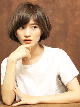 シアンデルカ(CYANDELUCCA) 大人のふんわりボリュームボブ