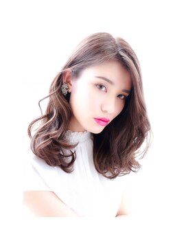 ナトゥーラ 御器所店(Natura) グレージュゆるふわミディー