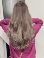 アライブ キチジョウジ(ALIVE Kichijoji)&nbsp;エアータッチバレイヤージュ白髪ぼかし／ケアブリーチハイライト